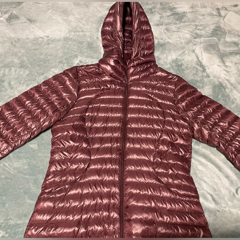 Lululemon puffy jacket